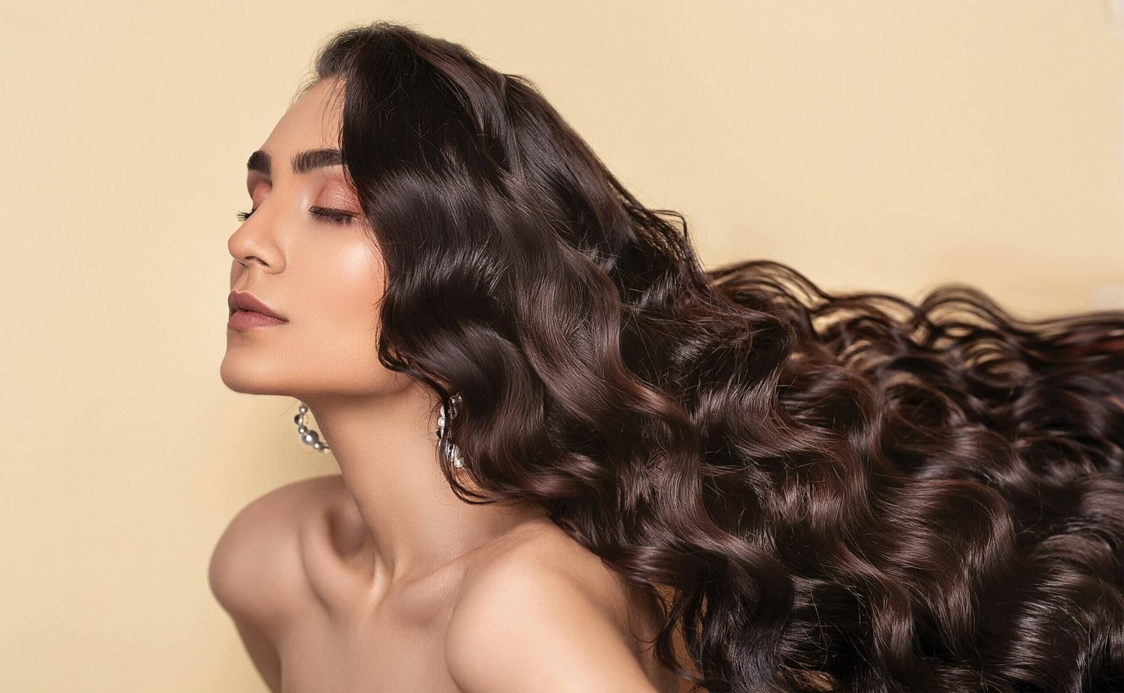 Olaplex No. 7 Bonding Oil: The Ultimate Solution for Frizz-Free, Shiny Hair